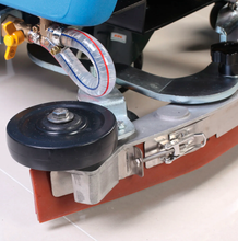 Load image into Gallery viewer, Industrial Floor Scrubber 20" Cleaning Path
