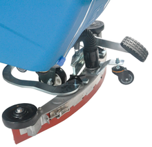 Load image into Gallery viewer, Industrial Floor Scrubber 20" Cleaning Path