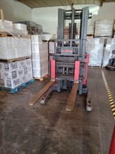 Load image into Gallery viewer, USED RAYMOND - Reach Truck - 2003 - EASi-R45TT 95-211 4.5K - EZ-A-03-26356