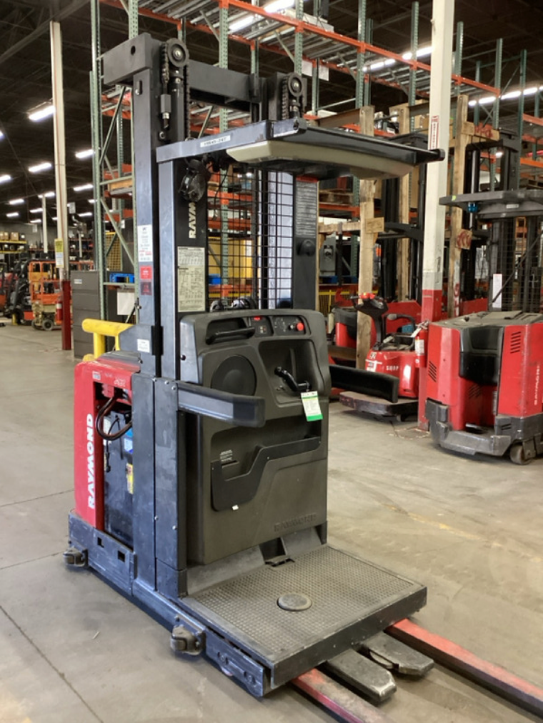 USED RAYMOND Order Picker Wire Guided - 2016 - 550-OPC30TT
