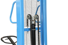 Load image into Gallery viewer, Manual pallet stacker has a minimum fork elevation of 1.4" and a maximum lifting height of 63".